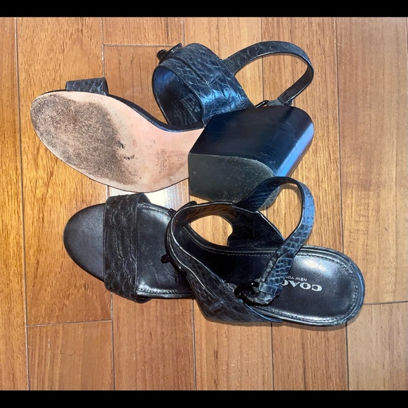 Coach Leather Sling Back - Picture 6 of 7